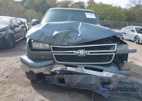 2006 Chevrolet Silverado 1500 Ls from USA, damaged, VIN 2GCEC13V761282497